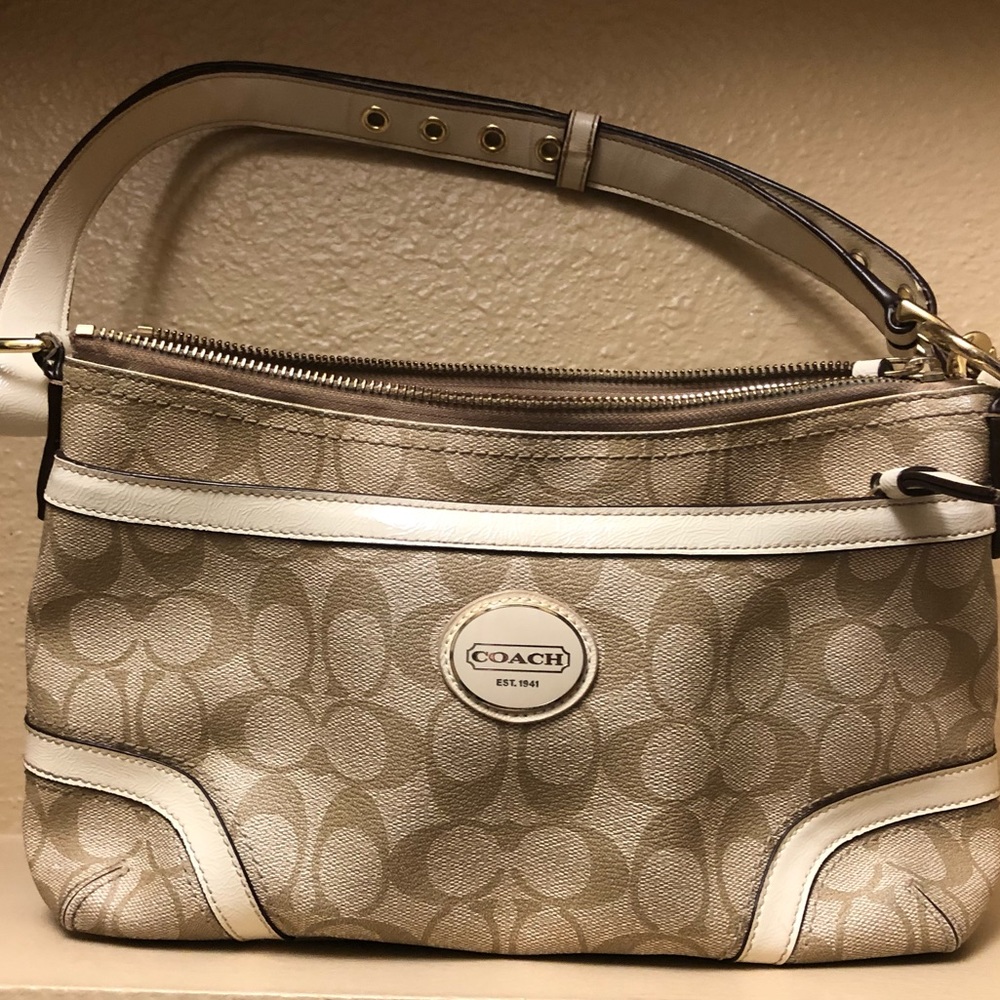 Coach Heritage Signature East West Duffle F18924